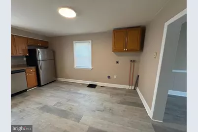 225 W Locust Street, Mechanicsburg, PA 17055 - Photo 6