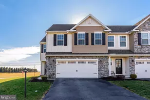 7 Simon Ct, Mechanicsburg, PA 17050 - Photo 2