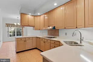 504 Bridgeview Dr, Lemoyne, PA 17043 - Photo 16