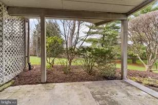 504 Bridgeview Dr, Lemoyne, PA 17043 - Photo 6