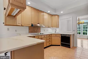 504 Bridgeview Dr, Lemoyne, PA 17043 - Photo 14