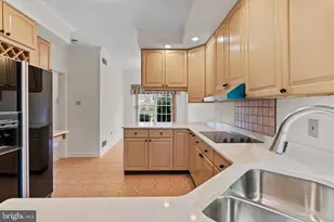504 Bridgeview Dr, Lemoyne, PA 17043 - Photo 12