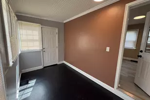 225 W Locust St, Mechanicsburg, PA 17055 - Photo 8