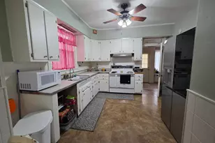 617 N East St, Carlisle, PA 17013 - Photo 8