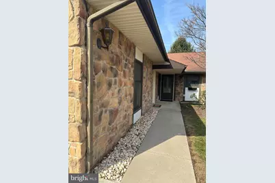 8 Abbey Court, Carlisle, PA 17015 - Photo 2