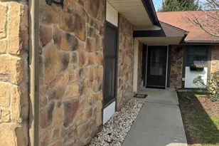 8 Abbey Ct, Carlisle, PA 17015 - Photo 2