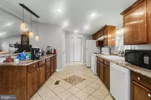 11 Heather Dr, Carlisle, PA 17013 - Photo 8