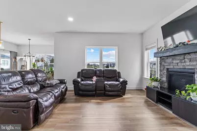 111 Stickley, Mechanicsburg, PA 17050 - Photo 4