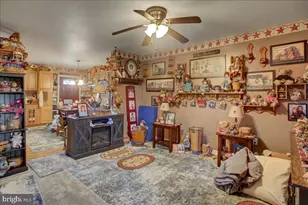 39 Highland Ave, Shippensburg, PA 17257 - Photo 6