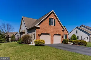 46 Stone Run Dr, Mechanicsburg, PA 17050 - Photo 2