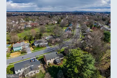 6334 Pennsboro Drive, Mechanicsburg, PA 17050 - Photo 4