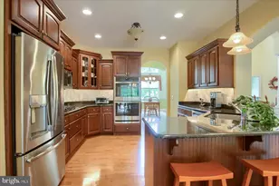 37 Old Coach Ln, Carlisle, PA 17013 - Photo 10