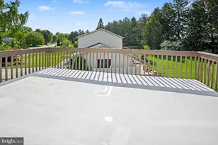 811 Wellington Dr, Carlisle, PA 17013 - Photo 28