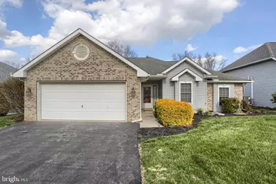 28 Longwood Drive, Mechanicsburg, PA 17050 - Photo 2