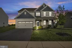 14 Danbury Dr, Mechanicsburg, PA 17050 - Photo 1