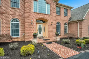 2004 Mountain Pine Dr, Mechanicsburg, PA 17050 - Photo 6