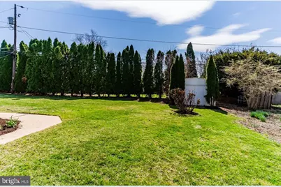 1911 Columbia Avenue, Camp Hill, PA 17011 - Photo 18