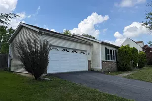 8 Wheatfield Dr, Carlisle, PA 17015 - Photo 2