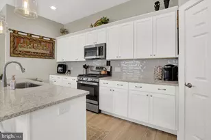 797 Aurora Dr, Mechanicsburg, PA 17055 - Photo 10