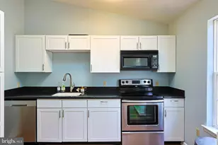 6104 Locust Ln, Mechanicsburg, PA 17050 - Photo 8