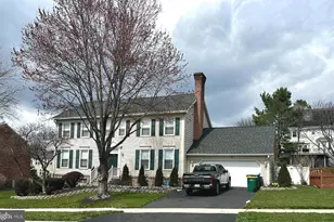 3610 Golfview Dr, Mechanicsburg, PA 17050 - Photo 1