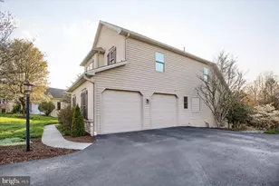 1720 Sawyer Ln, Mechanicsburg, PA 17050 - Photo 4
