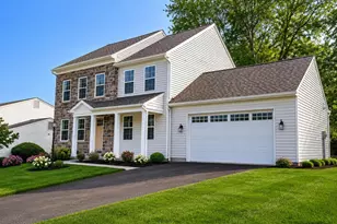 144 Cricket Ln, Camp Hill, PA 17011 - Photo 2
