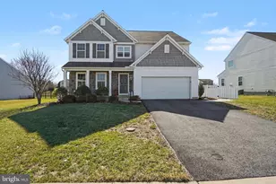 7 Waverly Ln, Carlisle, PA 17015 - Photo 1