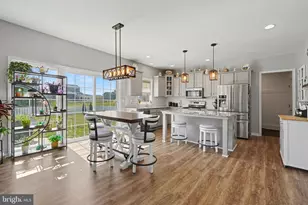 7 Waverly Ln, Carlisle, PA 17015 - Photo 6