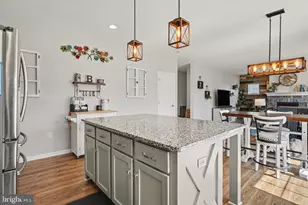 7 Waverly Ln, Carlisle, PA 17015 - Photo 8