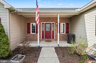 3 Prickly Pear Dr, Carlisle, PA 17013 - Photo 2