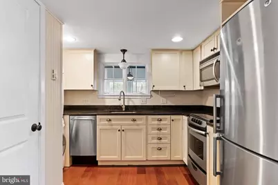 229 W Simpson Street, Mechanicsburg, PA 17055 - Photo 12