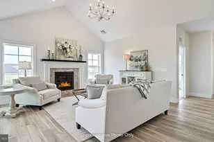 401 Stickley Dr, Mechanicsburg, PA 17055 - Photo 2