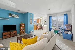 126 W Portland St, Mechanicsburg, PA 17055 - Photo 4