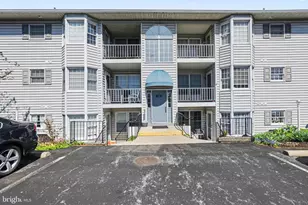 126 W Portland St, Mechanicsburg, PA 17055 - Photo 1