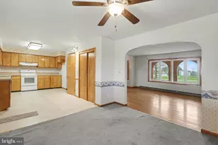 205 N Middlesex Rd, Carlisle, PA 17013 - Photo 8