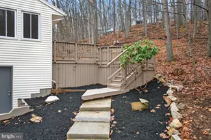 600 Rocky Dr, Boiling Springs, PA 17007 - Photo 2