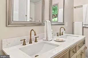 600 Rocky Dr, Boiling Springs, PA 17007 - Photo 14