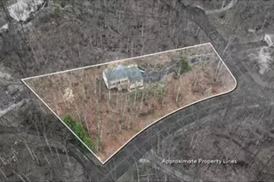 600 Rocky Dr, Boiling Springs, PA 17007 - Photo 2