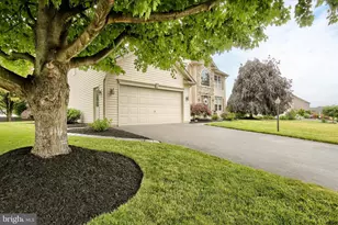 5425 Barbara Dr, Mechanicsburg, PA 17050 - Photo 2