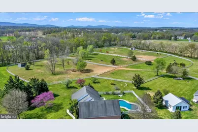 1130 W Trindle Road, Mechanicsburg, PA 17050 - Photo 2