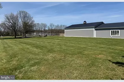 1130 W Trindle Road, Mechanicsburg, PA 17050 - Photo 2