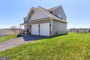 1541 Zestar Dr, Mechanicsburg, PA 17055 - Photo 4