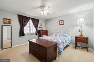 300 Thomas Dr, Mechanicsburg, PA 17050 - Photo 18