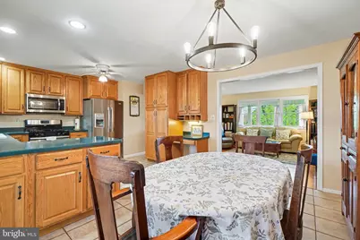 300 Thomas Drive, Mechanicsburg, PA 17050 - Photo 10