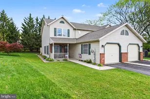 59 Westwood Ct, Enola, PA 17025 - Photo 2