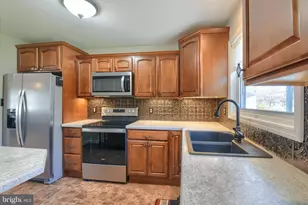 5202 Royal Dr, Mechanicsburg, PA 17055 - Photo 10