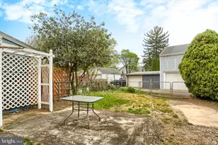 430 N East St, Carlisle, PA 17013 - Photo 30