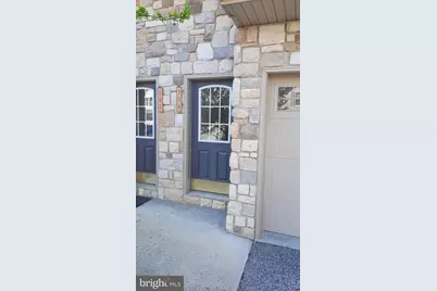 304 Antilles Court, Mechanicsburg, PA 17050 - Photo 2