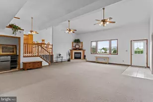 924 W Trindle Rd, Mechanicsburg, PA 17055 - Photo 16